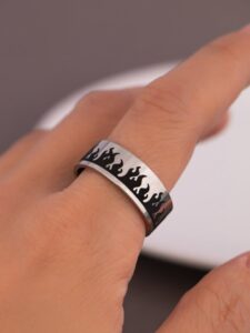 SILVER RING